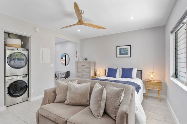 Bedroom, Interior, Recessed Lighting, Utility Closets, Washer