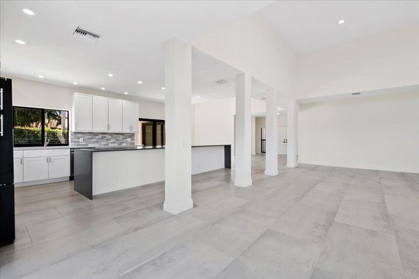 Empty room, Interior, Kitchen, Recessed Lighting