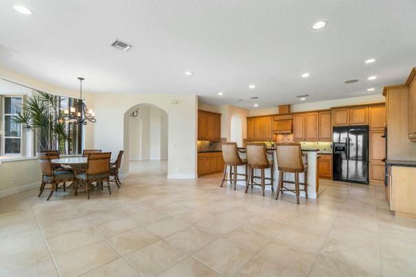 Chandelier, Dining room, Interior, Kitchen, Recessed Lighting