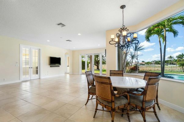 Chandelier, Dining room, Interior, Recessed Lighting