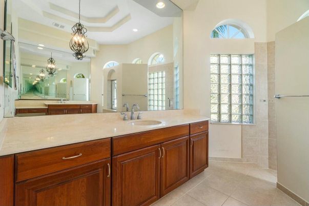 Bathroom, Chandelier, Dual Sink Vanities, Interior, Pendant Lights, Recessed Lighting