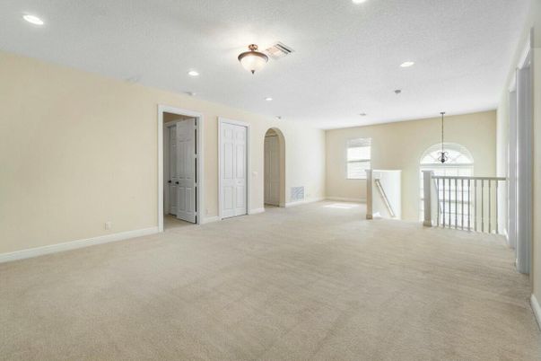 Empty room, Interior, Pendant Lights, Recessed Lighting