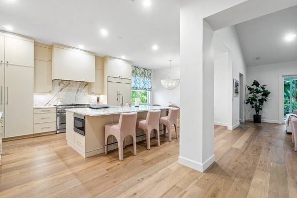 Dining room, Interior, Kitchen, Pendant Lights, Recessed Lighting, Wood Texture Flooring