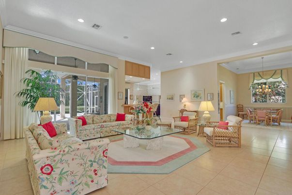 Chandelier, Dining room, Interior, Living room, Recessed Lighting
