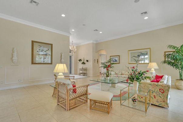 Chandelier, Interior, Living room, Recessed Lighting