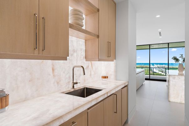 Interior, Kitchen, Recessed Lighting, Water