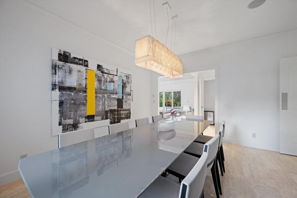 Chandelier, Dining room, Interior