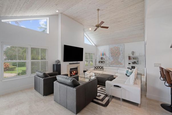 Fireplace, Interior, Living room, Recessed Lighting
