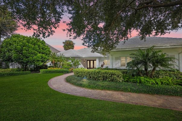 Backyard, Exterior, Facade, French Provincial