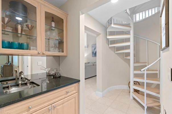 Interior, Kitchen, Recessed Lighting, Washer