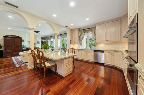 Dining room, Interior, Kitchen, Recessed Lighting, Stainless Steel Appliances, Wood Texture Flooring