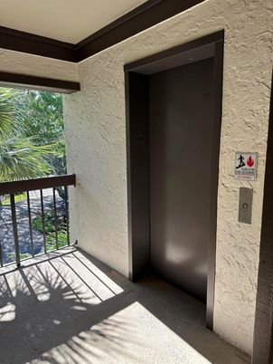 Elevator, Interior