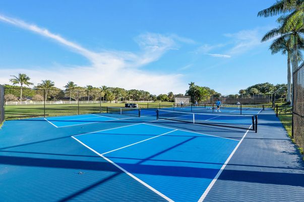 Exterior, Tennis Courts