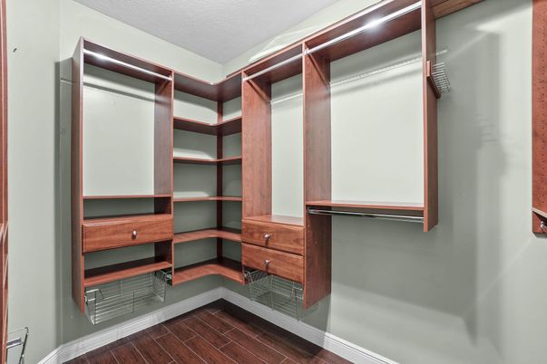 Interior, Walk-in Closets, Wood Texture Flooring