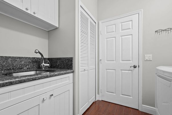 DE Listing image placeholder