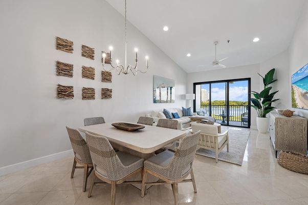 Chandelier, Dining room, Interior, Living room, Recessed Lighting