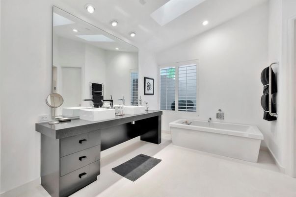 Bathroom, Dual Sink Vanities, Free Standing Baths, Interior, Recessed Lighting