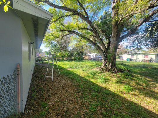 Backyard, Exterior