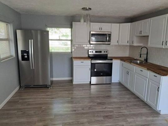 Interior, Kitchen, Stainless Steel Appliances, Wood Texture Flooring