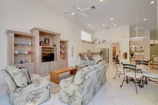 Dining room, Interior, Kitchen, Living room, Pendant Lights, Recessed Lighting