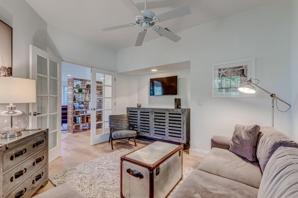 Interior, Living room, Recessed Lighting, Wood Texture Flooring