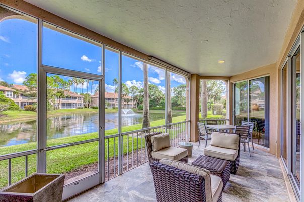 Interior, Sun Room, Water