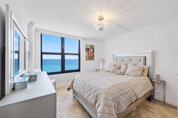 Bedroom, Home Office, Interior, Water