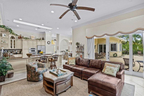 Interior, Kitchen, Living room, Recessed Lighting, Stainless Steel Appliances