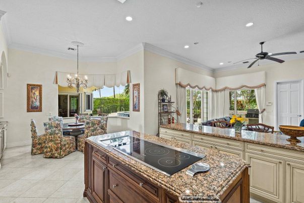 Chandelier, Dining room, Interior, Kitchen, Living room, Recessed Lighting