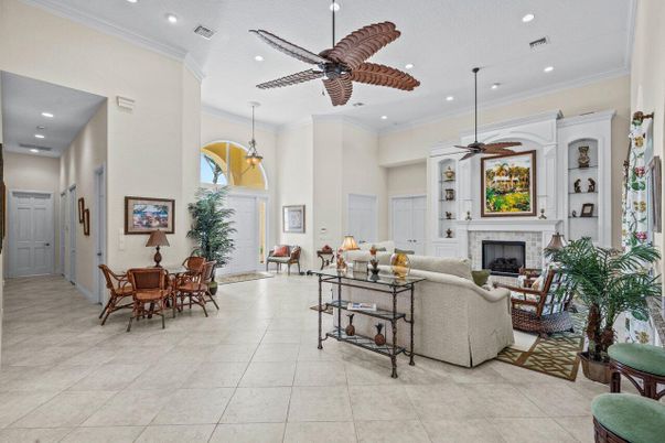 Dining room, Fireplace, Interior, Living room, Pendant Lights, Recessed Lighting