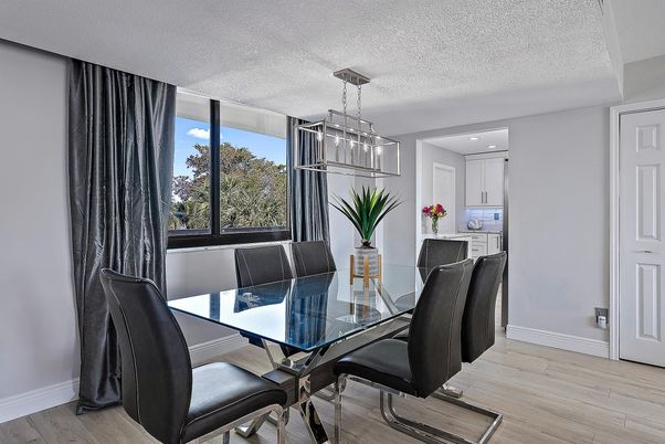 Dining room, Interior, Pendant Lights, Recessed Lighting, Wood Texture Flooring