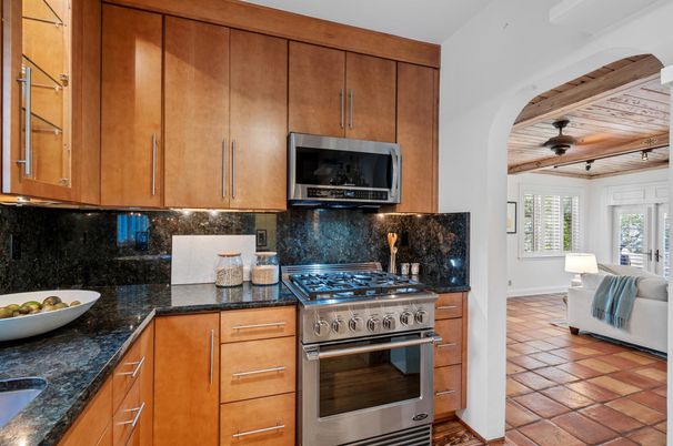 Interior, Kitchen, Stainless Steel Appliances