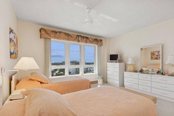 Bedroom, Interior, Water
