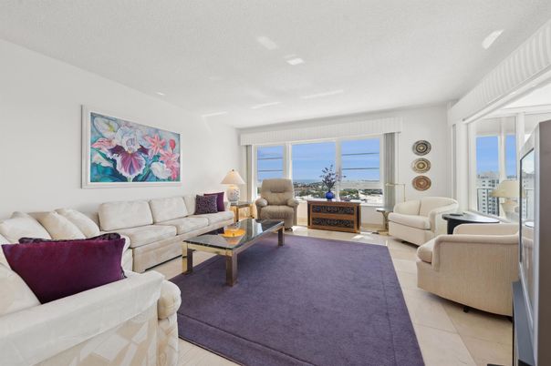 Interior, Living room, Water