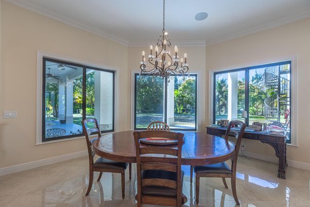 Chandelier, Dining room, Interior