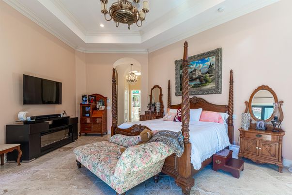 Bedroom, Chandelier, Interior, Recessed Lighting