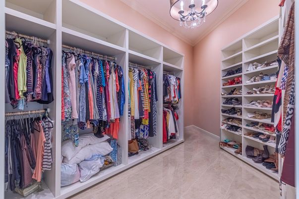 Interior, Pendant Lights, Walk-in Closets