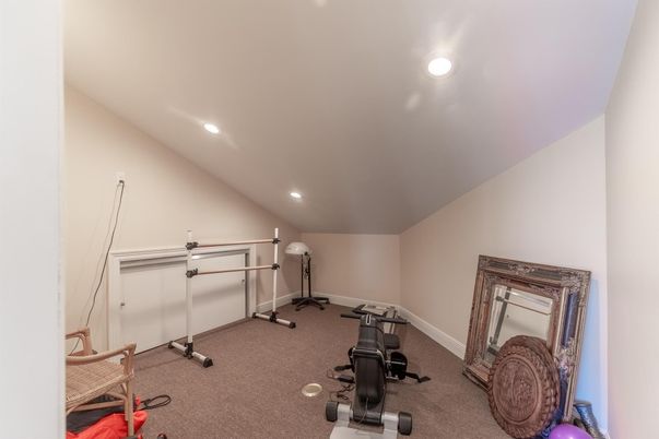 Fitness Equipment, Interior, Recessed Lighting