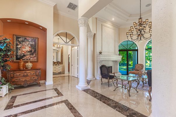 Chandelier, Fireplace, Interior, Recessed Lighting
