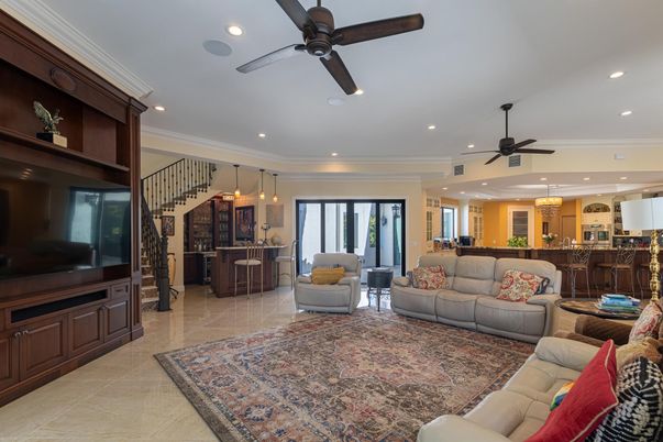Interior, Kitchen, Living room, Pendant Lights, Recessed Lighting
