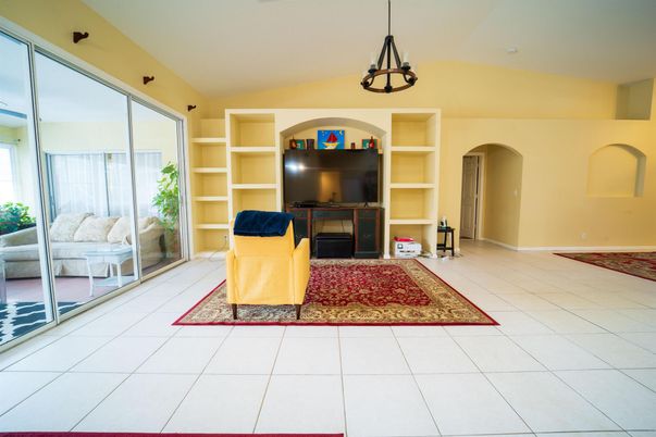 Interior, Living room, Pendant Lights