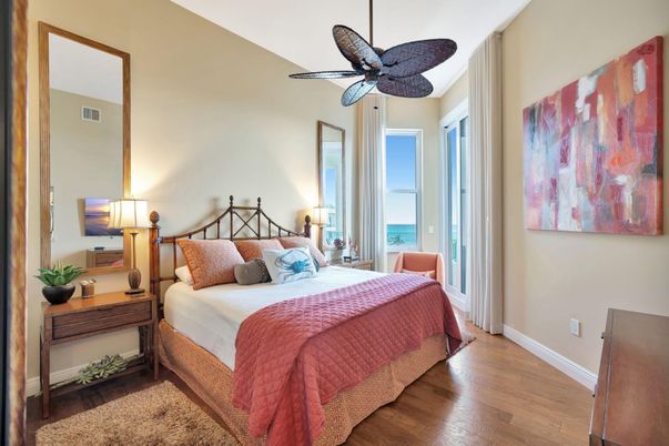 Bedroom, Interior, Water, Wood Texture Flooring