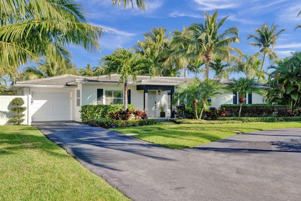 Attached, Backyard, Exterior, Facade, Ranch