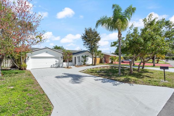 Backyard, Detached Garage, Exterior