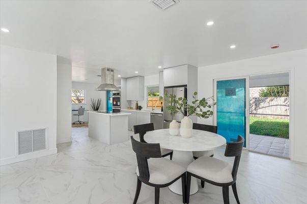 Dining room, Interior, Kitchen, Marble, Recessed Lighting, Stainless Steel Appliances