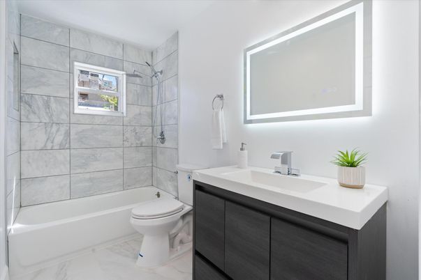 Bathroom, Interior, Marble, Marble Walls