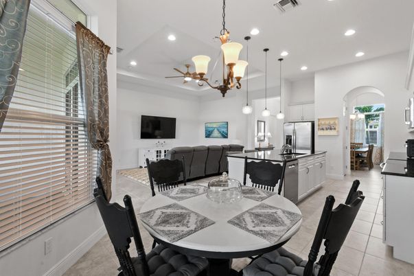 Dining room, Interior, Kitchen, Living room, Pendant Lights, Recessed Lighting, Stainless Steel Appliances