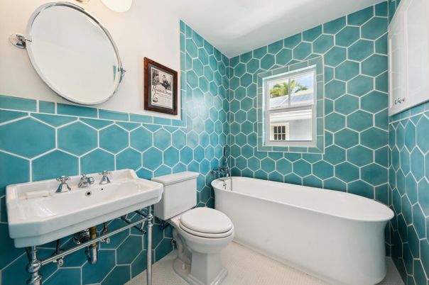 Bathroom, Free Standing Baths, Interior