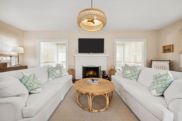 Fireplace, Interior, Living room, Pendant Lights