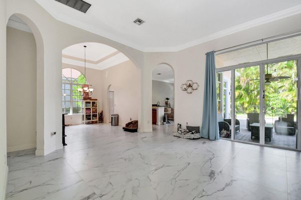 Chandelier, Interior, Marble, Pendant Lights